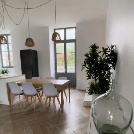 Chambres En Coliving / Coworking Ou Logement Complet Calme En Plein Centre Angoulême